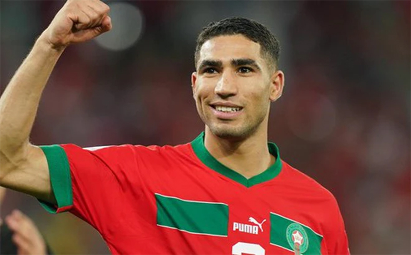 hau-ve-canh-hay-nhat-the-gioi-achraf-hakimi