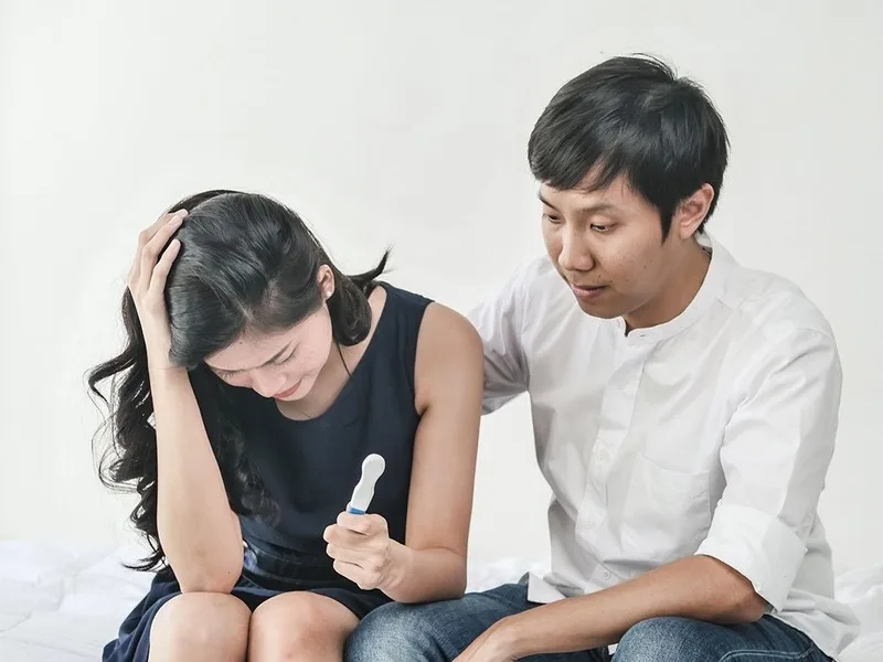 Chậm có thai, rối loạn rụng trứng nhẹ hoặc tinh trùng yếu nhẹ là những lý do thường khiến cặp đôi quan tâm đến IUI.