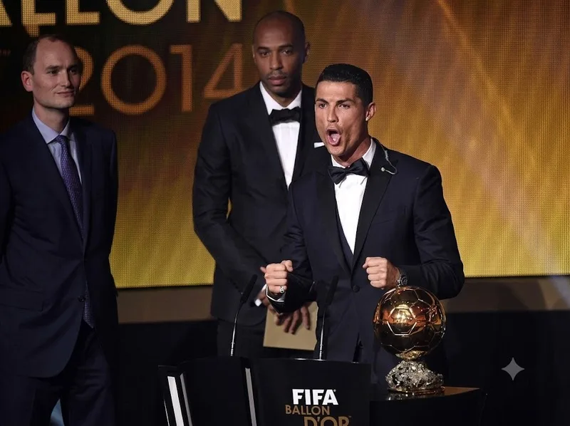 Ronaldo đoạt Quả bóng vàng FIFA hai năm liên tiếp 2013 và 2014